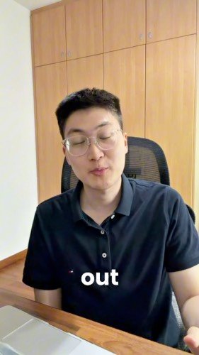 Ong Yi Loong explaining a market concept on camera